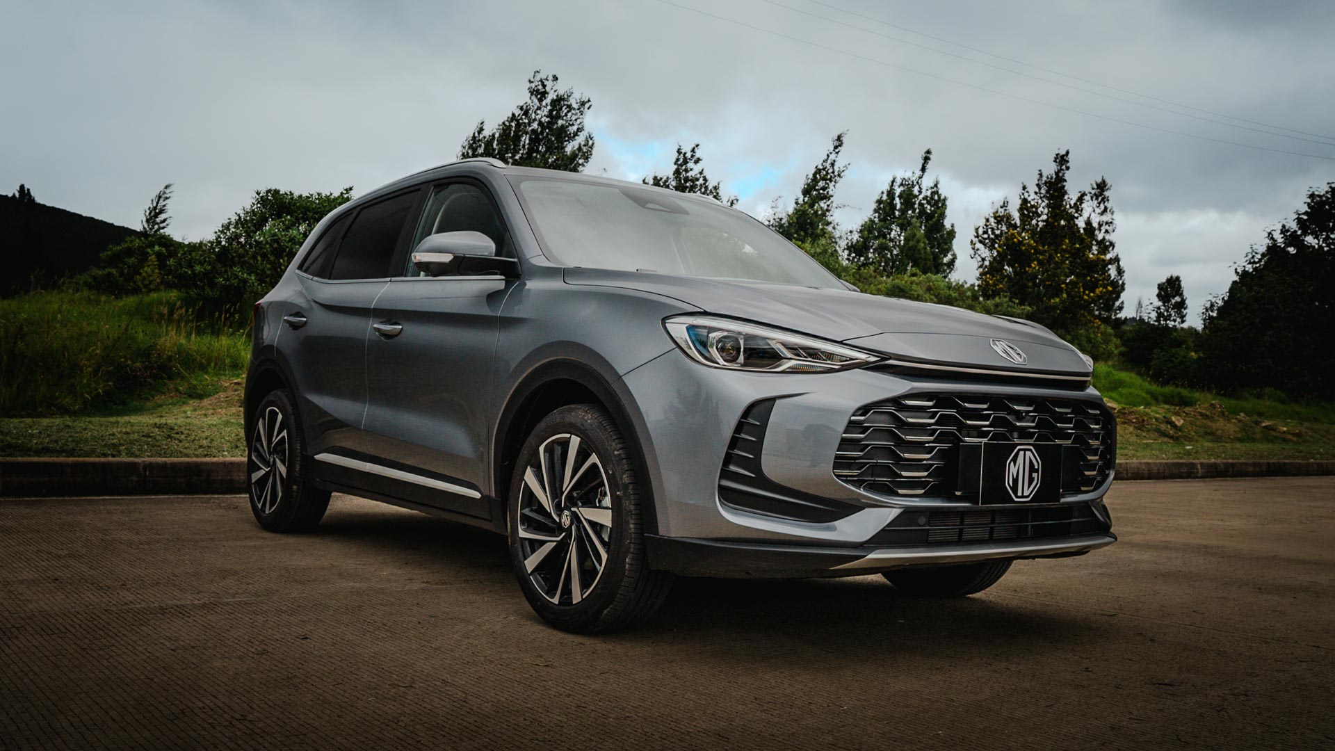 Gamamotors – MG-ZS HYBRID